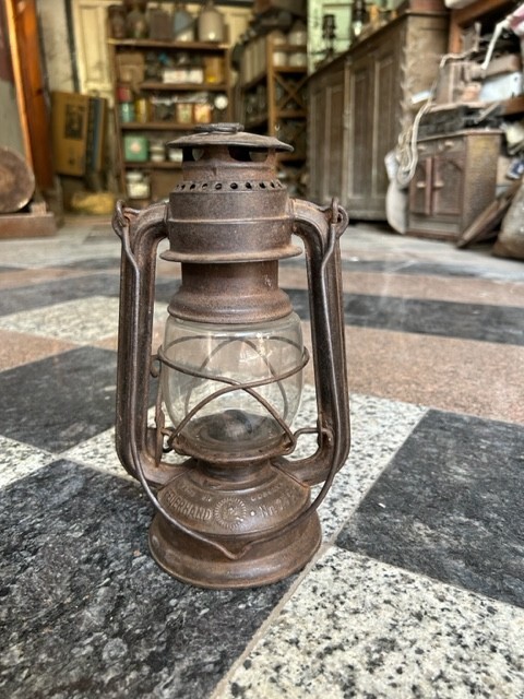 OLD VINTAGE RARE FEUERHAND NR. 275 KEROSENE LANTERN LAMP OLD GLOBE