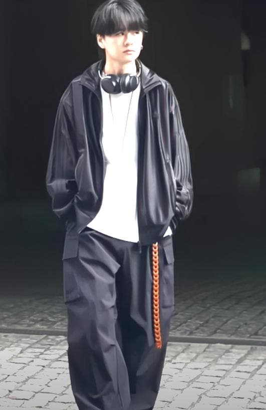 adidas OVERSIZED FIRE BIRD TRACK Lサイズ adidas（アディダス） コート アウター レディース : ZOZOTOWN Yahoo